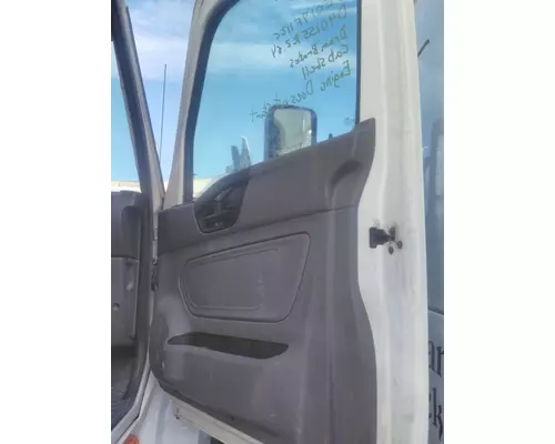 INTERNATIONAL LT DOOR ASSEMBLY, FRONT