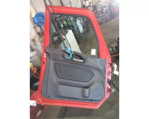 INTERNATIONAL LT DOOR ASSEMBLY, FRONT