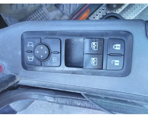 INTERNATIONAL LT DOOR ELECTRICAL SWITCH