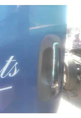 INTERNATIONAL LT DOOR HANDLE