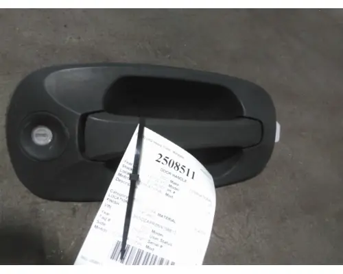 INTERNATIONAL LT DOOR HANDLE