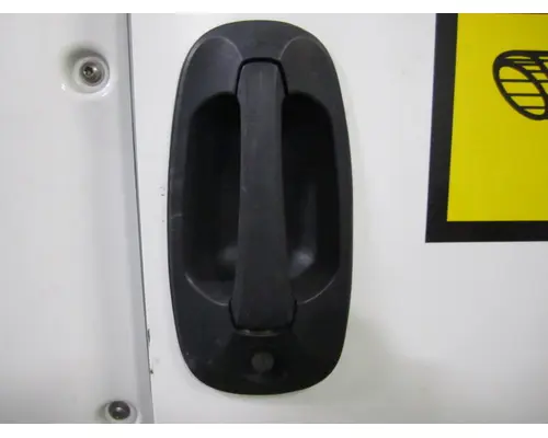 INTERNATIONAL LT DOOR HANDLE