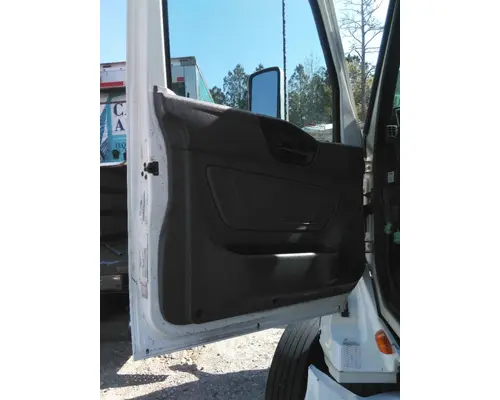 INTERNATIONAL LT DOOR INTERIOR PANEL