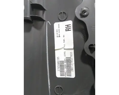 INTERNATIONAL LT DOOR INTERIOR PANEL