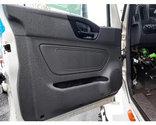 INTERNATIONAL LT DOOR INTERIOR PANEL