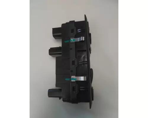 INTERNATIONAL LT DOOR WINDOW REGULATOR