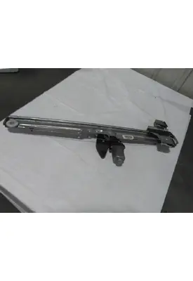 INTERNATIONAL LT DOOR WINDOW REGULATOR
