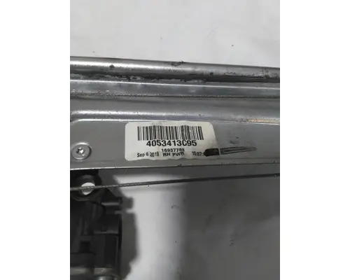 INTERNATIONAL LT DOOR WINDOW REGULATOR