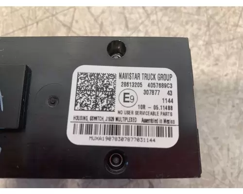 INTERNATIONAL LT Dash  Console Switch