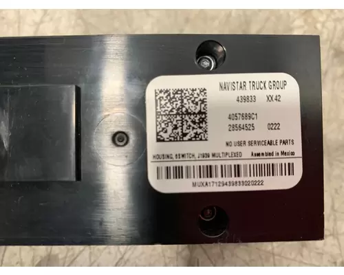 INTERNATIONAL LT Dash  Console Switch