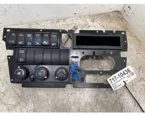 INTERNATIONAL LT Dash  Console Switch