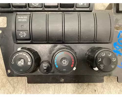 INTERNATIONAL LT Dash  Console Switch