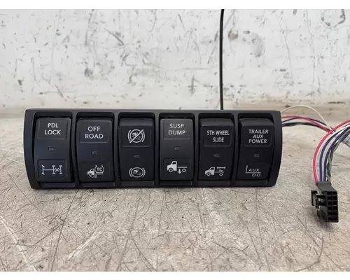 INTERNATIONAL LT Dash  Console Switch