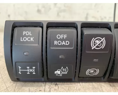 INTERNATIONAL LT Dash  Console Switch