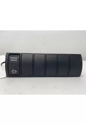 INTERNATIONAL LT Dash / Console Switch