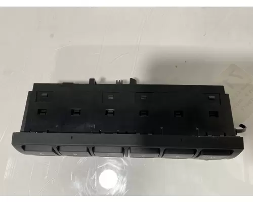 INTERNATIONAL LT Dash  Console Switch