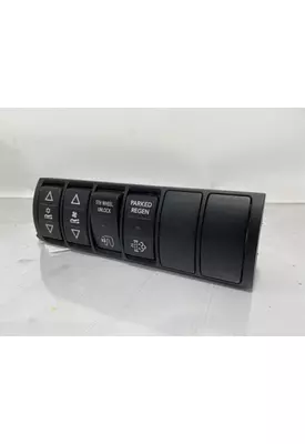INTERNATIONAL LT Dash / Console Switch