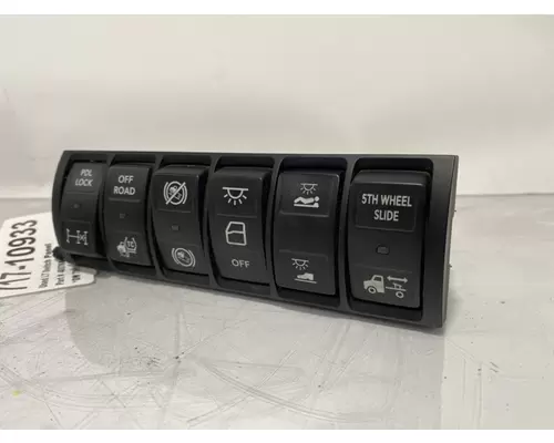 INTERNATIONAL LT Dash  Console Switch