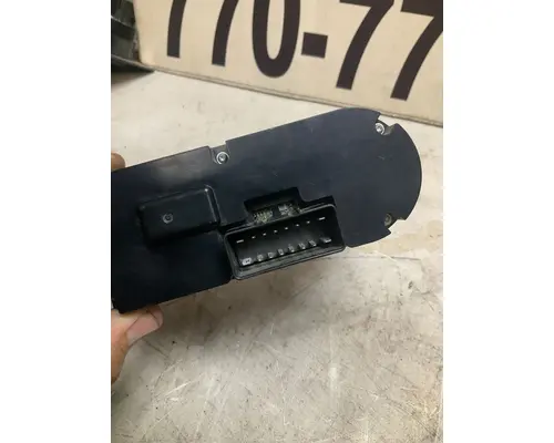 INTERNATIONAL LT Dash  Console Switch