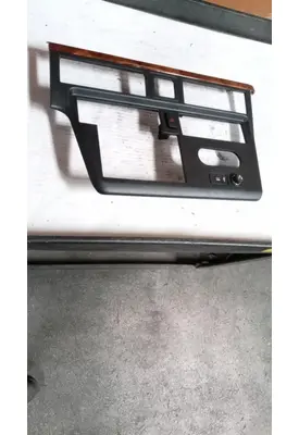 INTERNATIONAL LT Dash / Console Switch