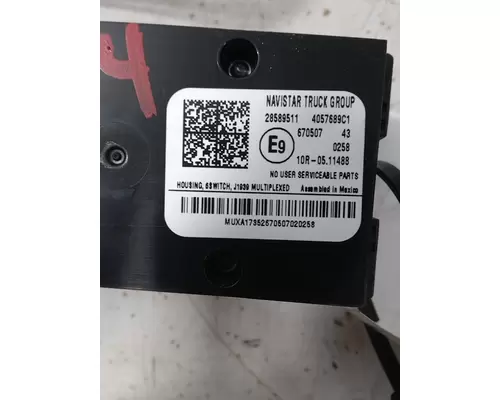 INTERNATIONAL LT Dash  Console Switch