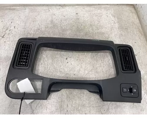INTERNATIONAL LT Dash Assembly