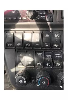 INTERNATIONAL LT Dash/Console Switch