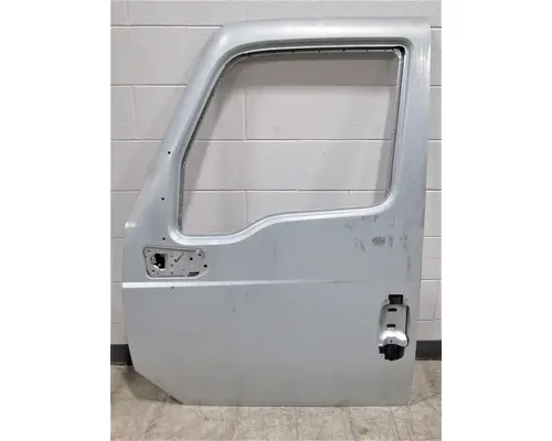 INTERNATIONAL LT Door Assembly, Front