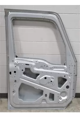 INTERNATIONAL LT Door Assembly, Front