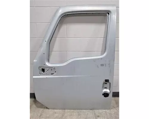 INTERNATIONAL LT Door Assembly, Front