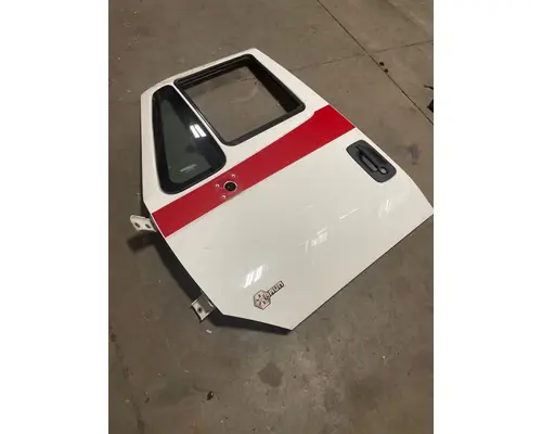 INTERNATIONAL LT Door Assembly, Front