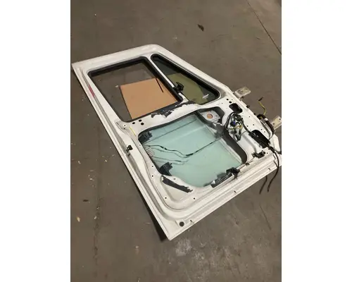 INTERNATIONAL LT Door Assembly, Front