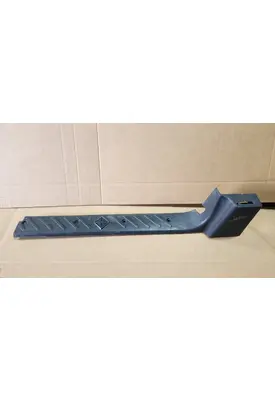 INTERNATIONAL LT Door Panel (Trim)