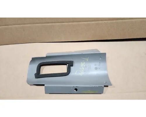 INTERNATIONAL LT Door Panel (Trim)