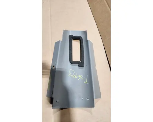 INTERNATIONAL LT Door Panel (Trim)