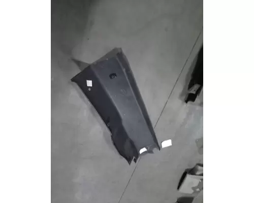 INTERNATIONAL LT Door Panel (Trim)