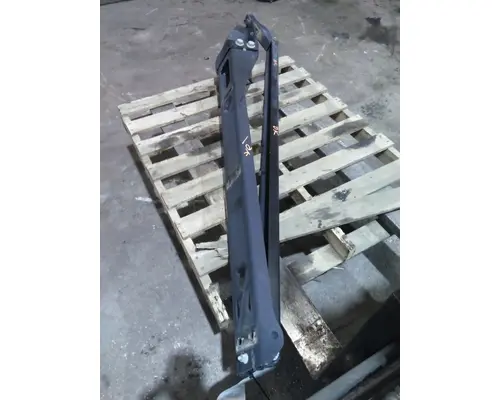 INTERNATIONAL LT EXHAUSTMUFFLER BRACKET