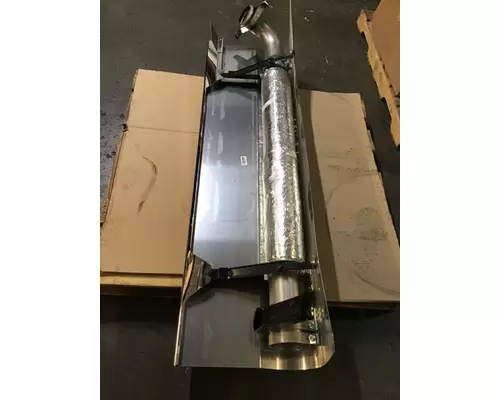 INTERNATIONAL LT Exhaust Pipe