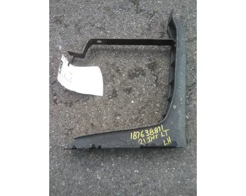 INTERNATIONAL LT FAIRING BRACKETMOUNT