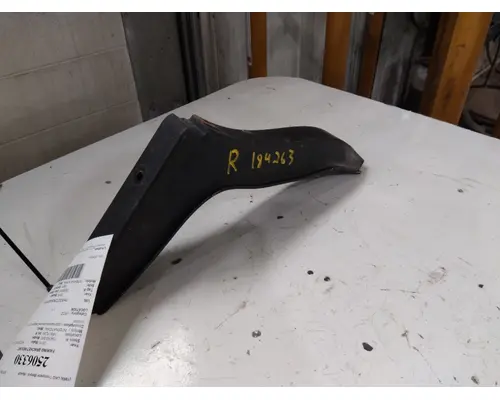 INTERNATIONAL LT FAIRING BRACKETMOUNT