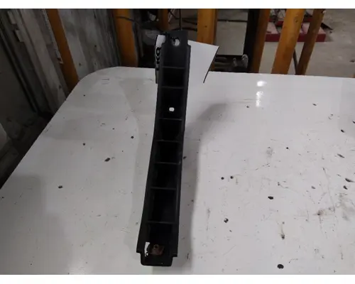 INTERNATIONAL LT FAIRING BRACKETMOUNT