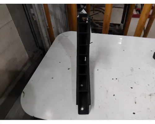 INTERNATIONAL LT FAIRING BRACKETMOUNT