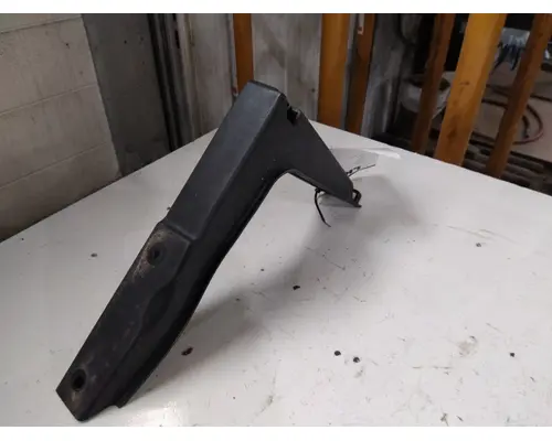 INTERNATIONAL LT FAIRING BRACKETMOUNT