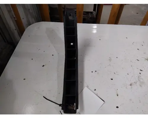 INTERNATIONAL LT FAIRING BRACKETMOUNT