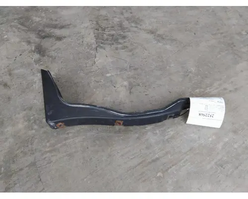 INTERNATIONAL LT FAIRING BRACKETMOUNT