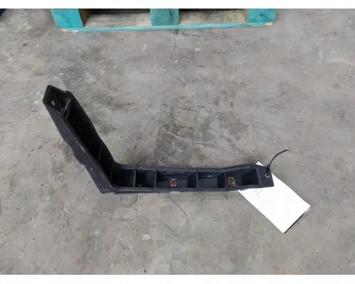 INTERNATIONAL LT FAIRING BRACKETMOUNT