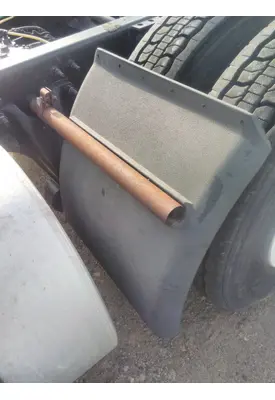 INTERNATIONAL LT FENDER, QUARTER/HALF REAR