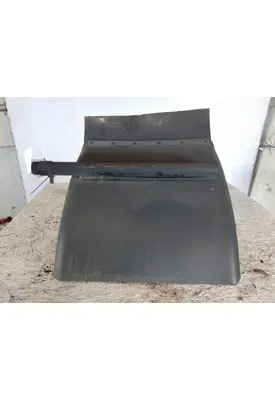 INTERNATIONAL LT FENDER, QUARTER/HALF REAR