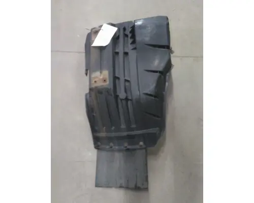 INTERNATIONAL LT FENDER, QUARTERHALF REAR
