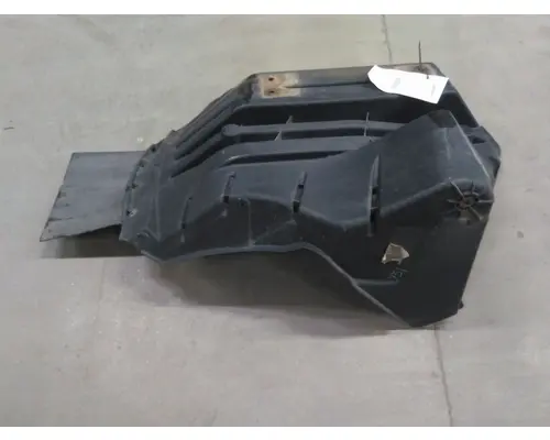 INTERNATIONAL LT FENDER, QUARTERHALF REAR